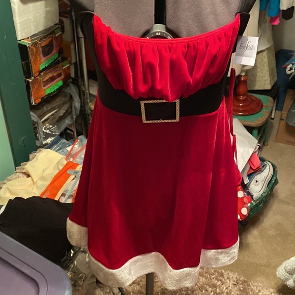 Fredericks of Hollywood Christmas/Santa nighty size L plus two panties - Picture 4 of 16